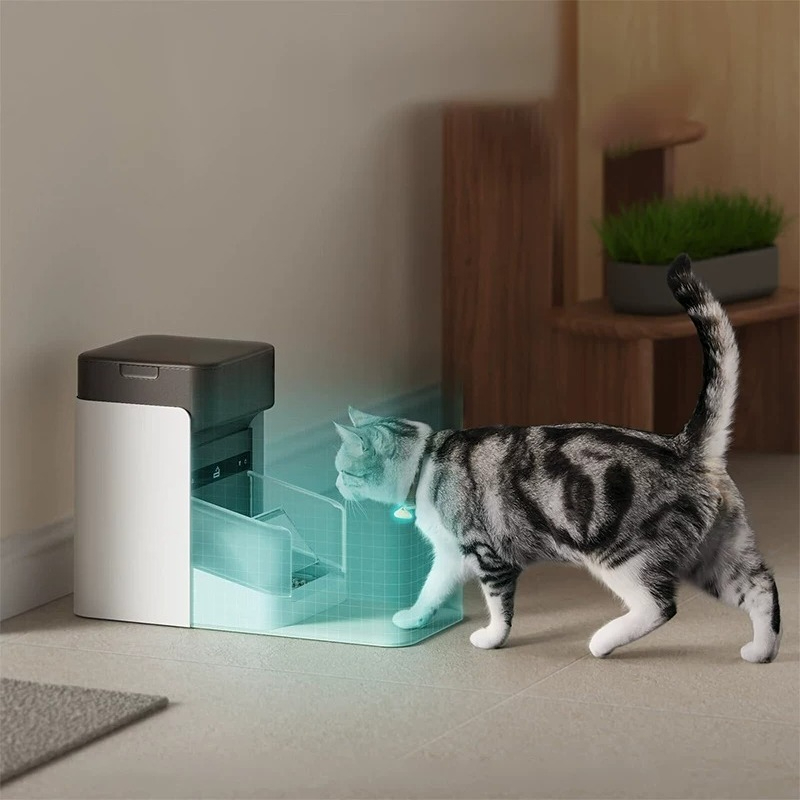 Pet Feeders - Automatische voeder voor huisdieren met bewegingssensor