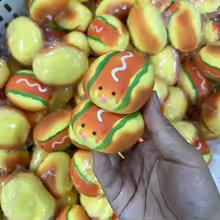 Nieuw, populair knijpspeelgoed - Interactive Squeaky Plush Dog Toy recensie en prijs